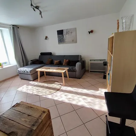 Confortable Avec Cheminee Et Parking, Proche Verdun - Fr-1-585-159 Vakantiehuis Dompcevrin