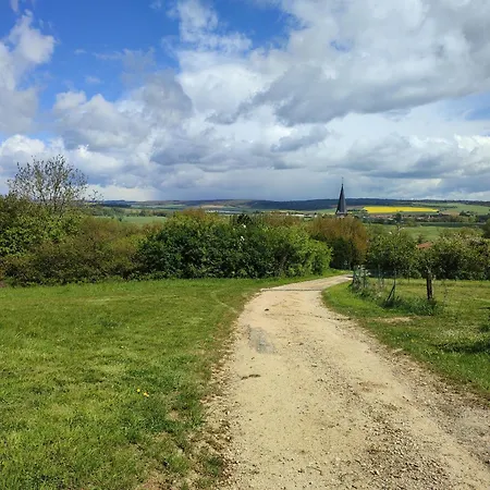 Confortable Avec Cheminee Et Parking, Proche Verdun - Fr-1-585-159 Vakantiehuis