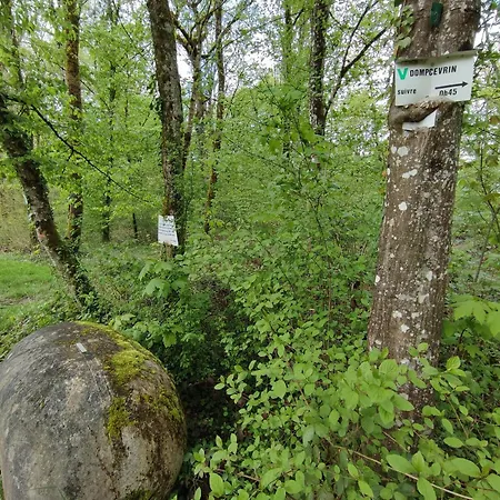 Confortable Avec Cheminee Et Parking, Proche Verdun - Fr-1-585-159 *