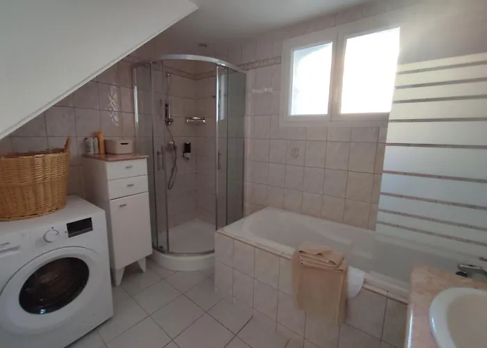 Σπίτι διακοπών Confortable Avec Cheminee Et Parking, Proche Verdun - Fr-1-585-159