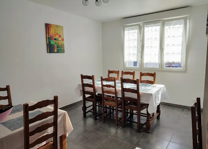 Σπίτι διακοπών Confortable Avec Cheminee Et Parking, Proche Verdun - Fr-1-585-159